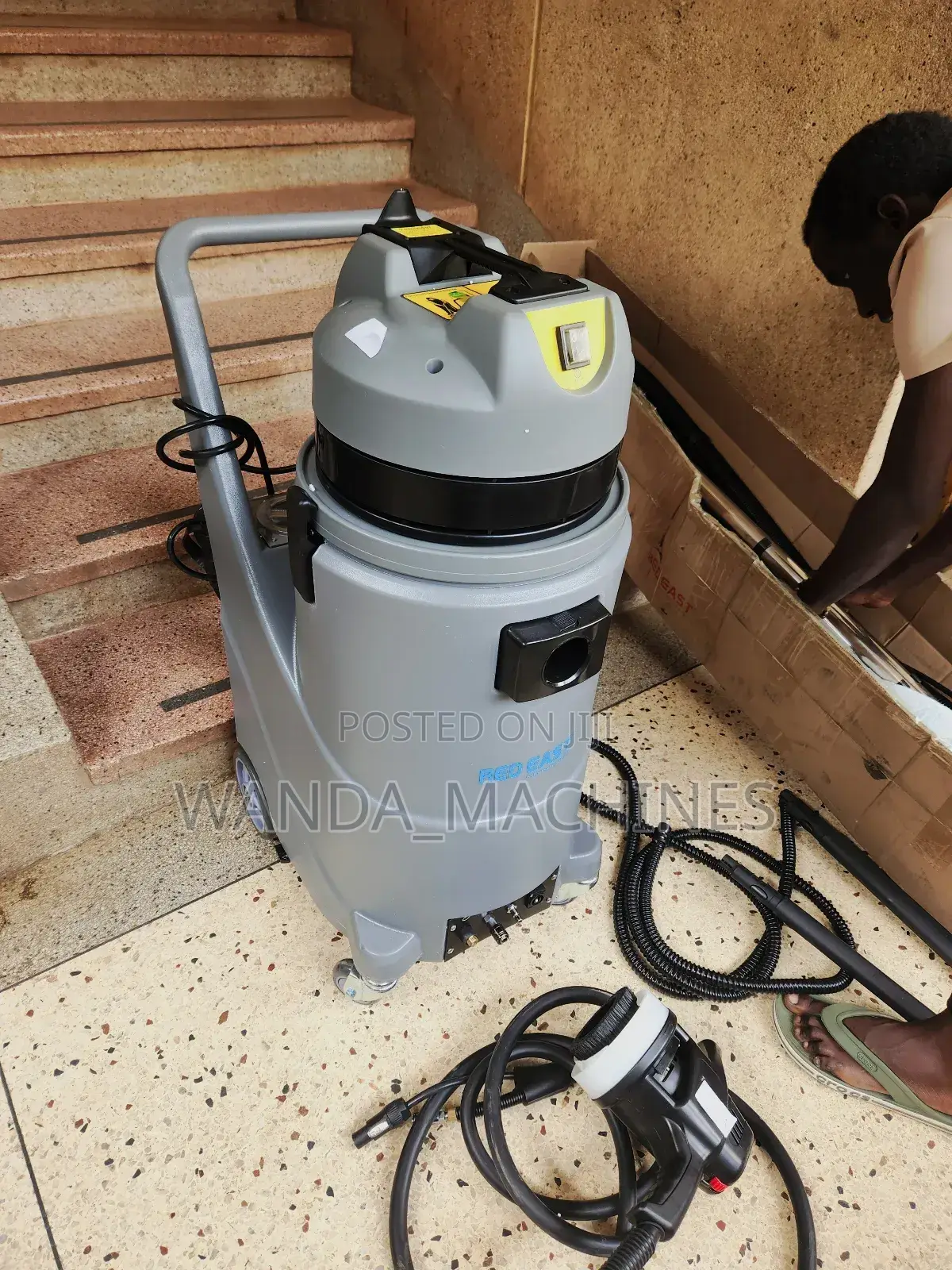 Extractor Machine