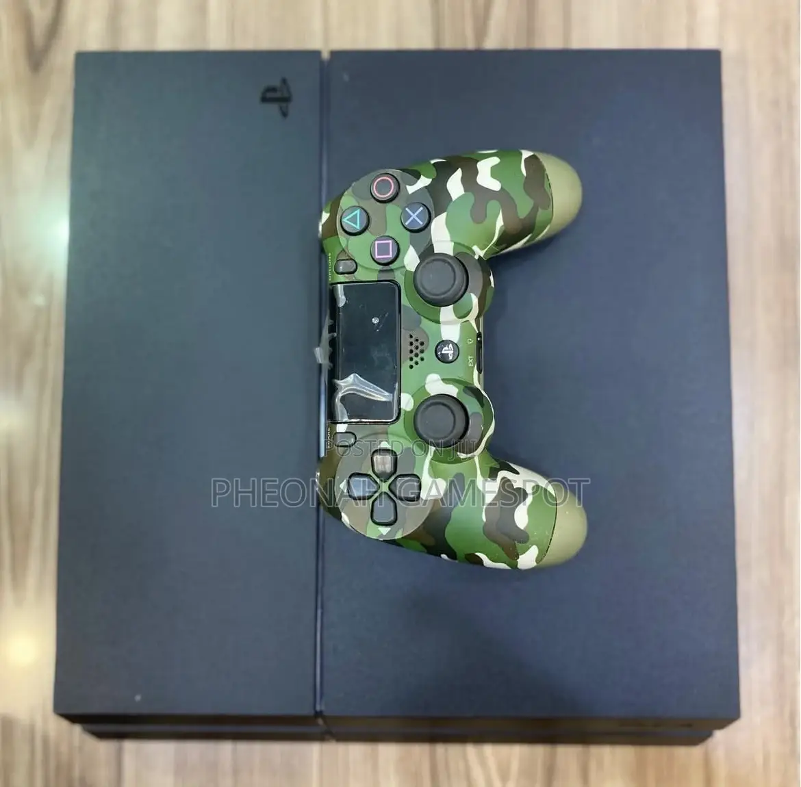 Playstation 4, 2 Pads, 19 Awesome Games Included and Ready.