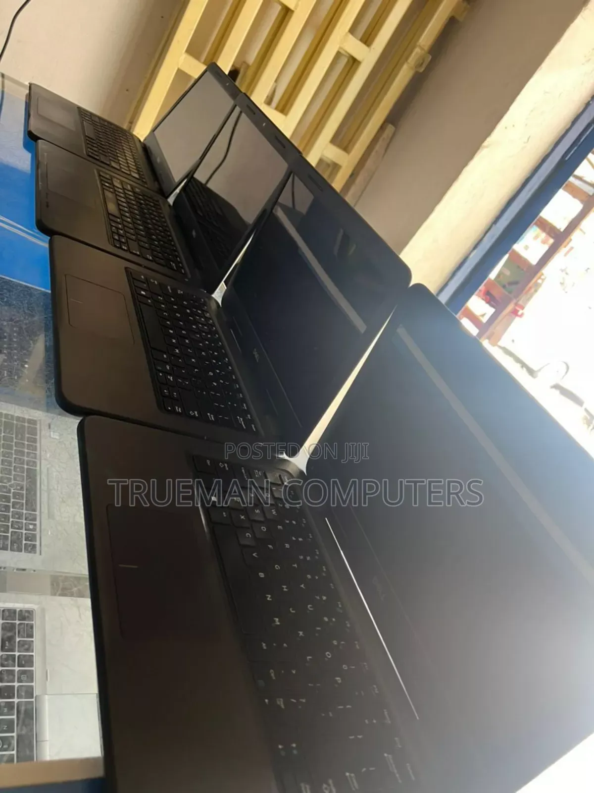 Laptop Dell Latitude 3320 8GB Intel Core i5 SSD 256GB