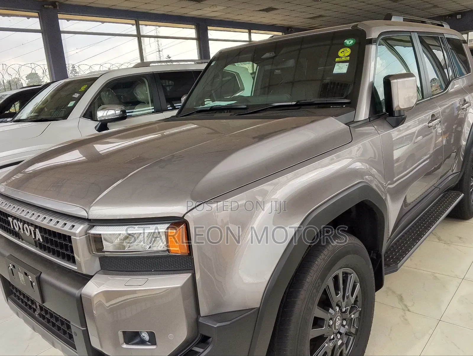 New Toyota Land Cruiser Prado 2.8 2024 Gold