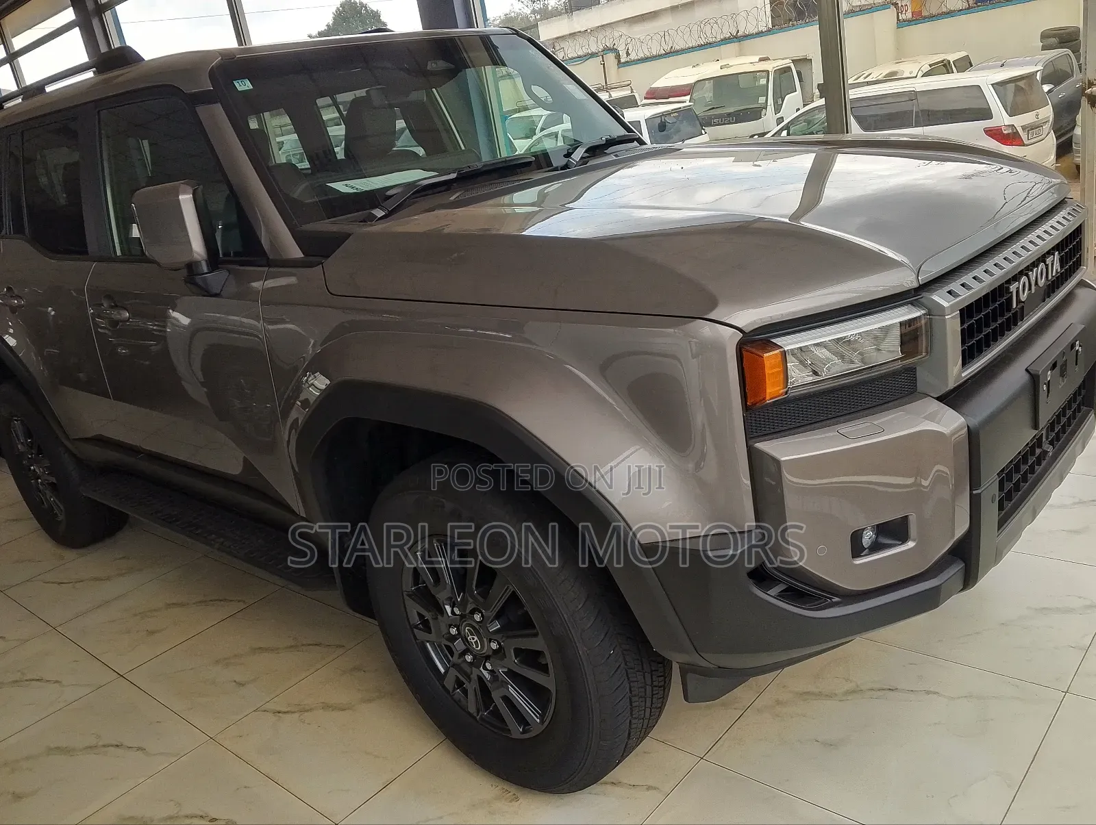 New Toyota Land Cruiser Prado 2.8 2024 Gold