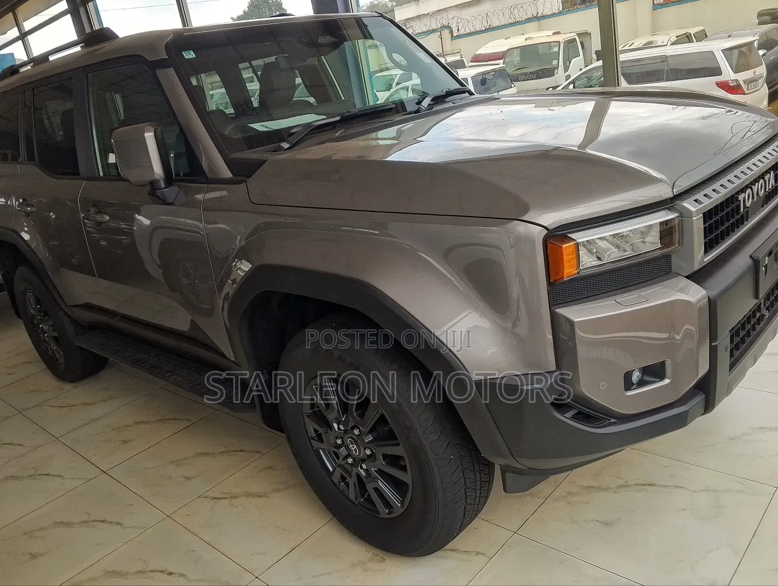 New Toyota Land Cruiser Prado 2.8 2024 Gold