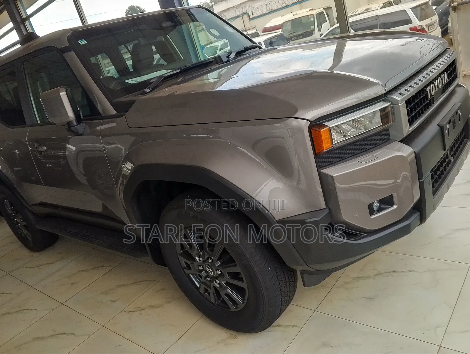 New Toyota Land Cruiser Prado 2.8 2024 Gold