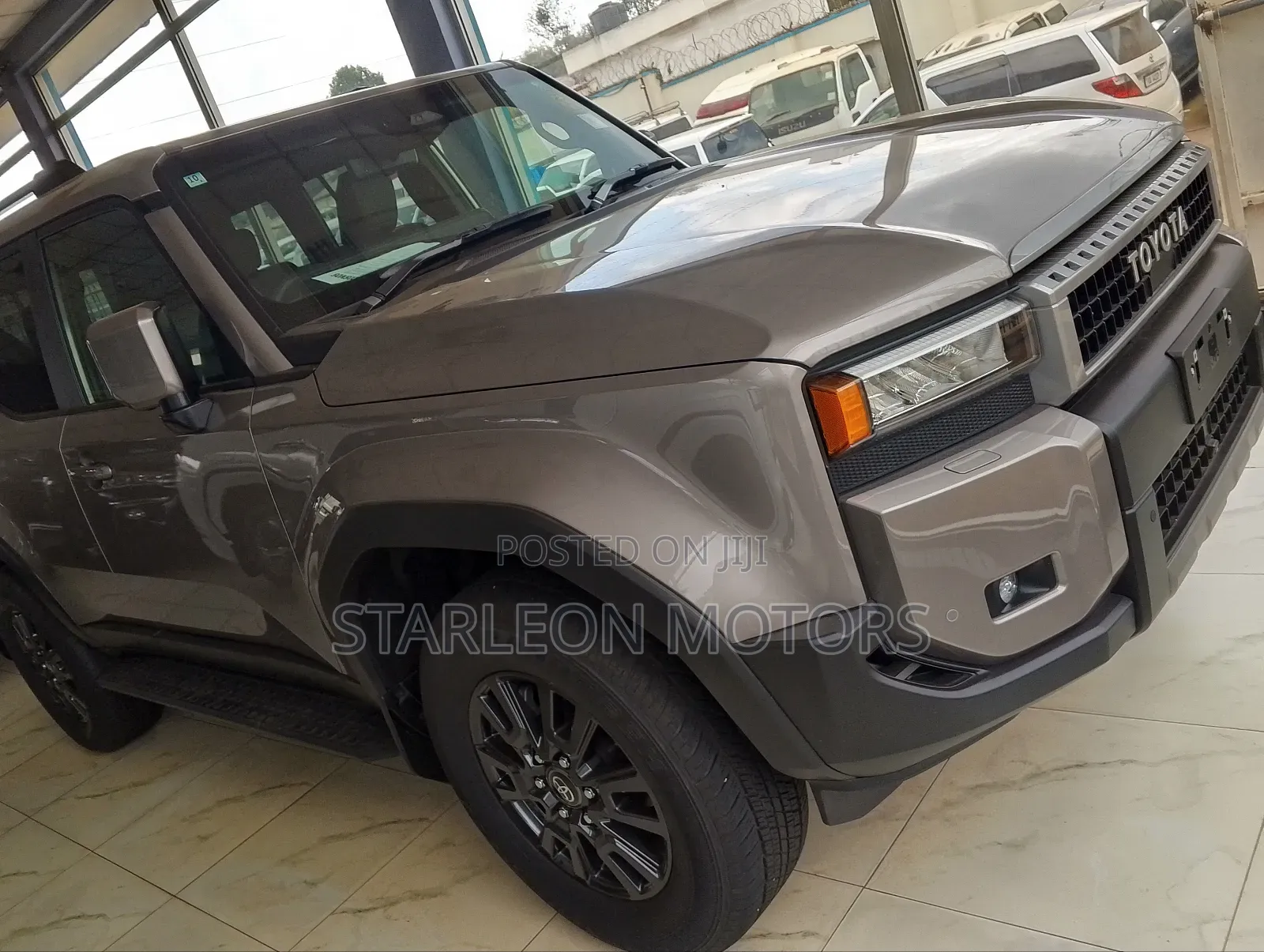 New Toyota Land Cruiser Prado 2.8 2024 Gold