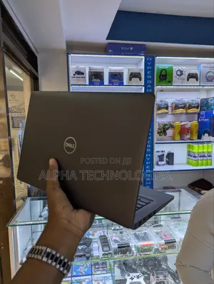 Laptop Dell Latitude 5300 16GB Intel Core I5 SSD 256GB