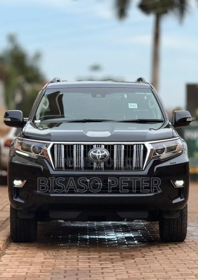 Toyota Land Cruiser Prado 2.8 2018 Black
