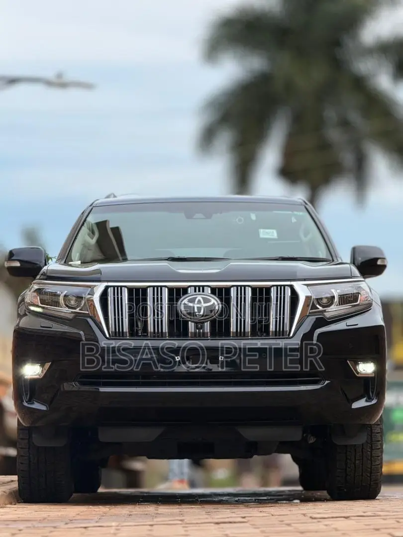 Toyota Land Cruiser Prado 2.8 2018 Black