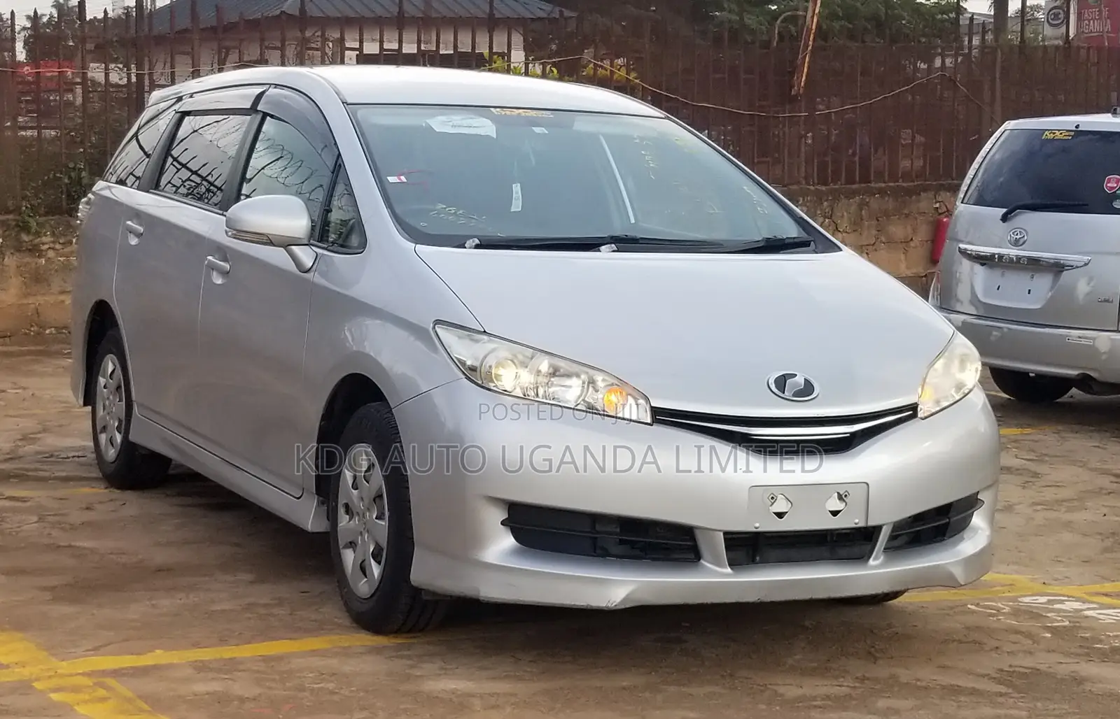 Toyota Wish 2016 Silver