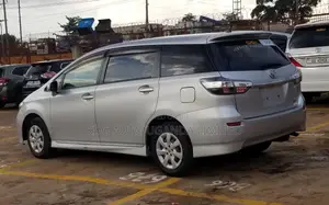 Toyota Wish 2016 Silver