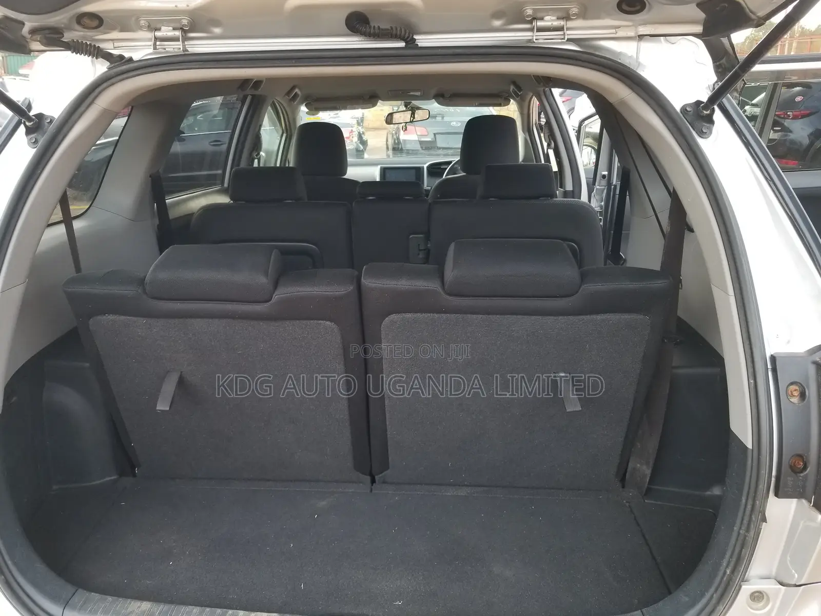 Toyota Wish 2016 Silver
