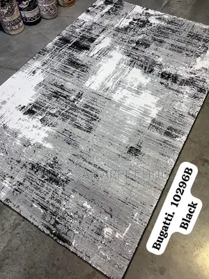 Elegant Centre Carpets—Soft Stylish