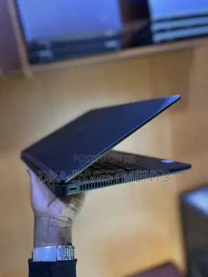 Laptop Dell Latitude 12 E7270 8GB Intel Core i5 SSD 256GB
