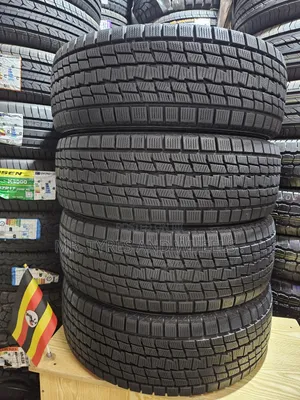 225 60 R17 Imported Tires 4rm Direct Japan but Almost New Tires.