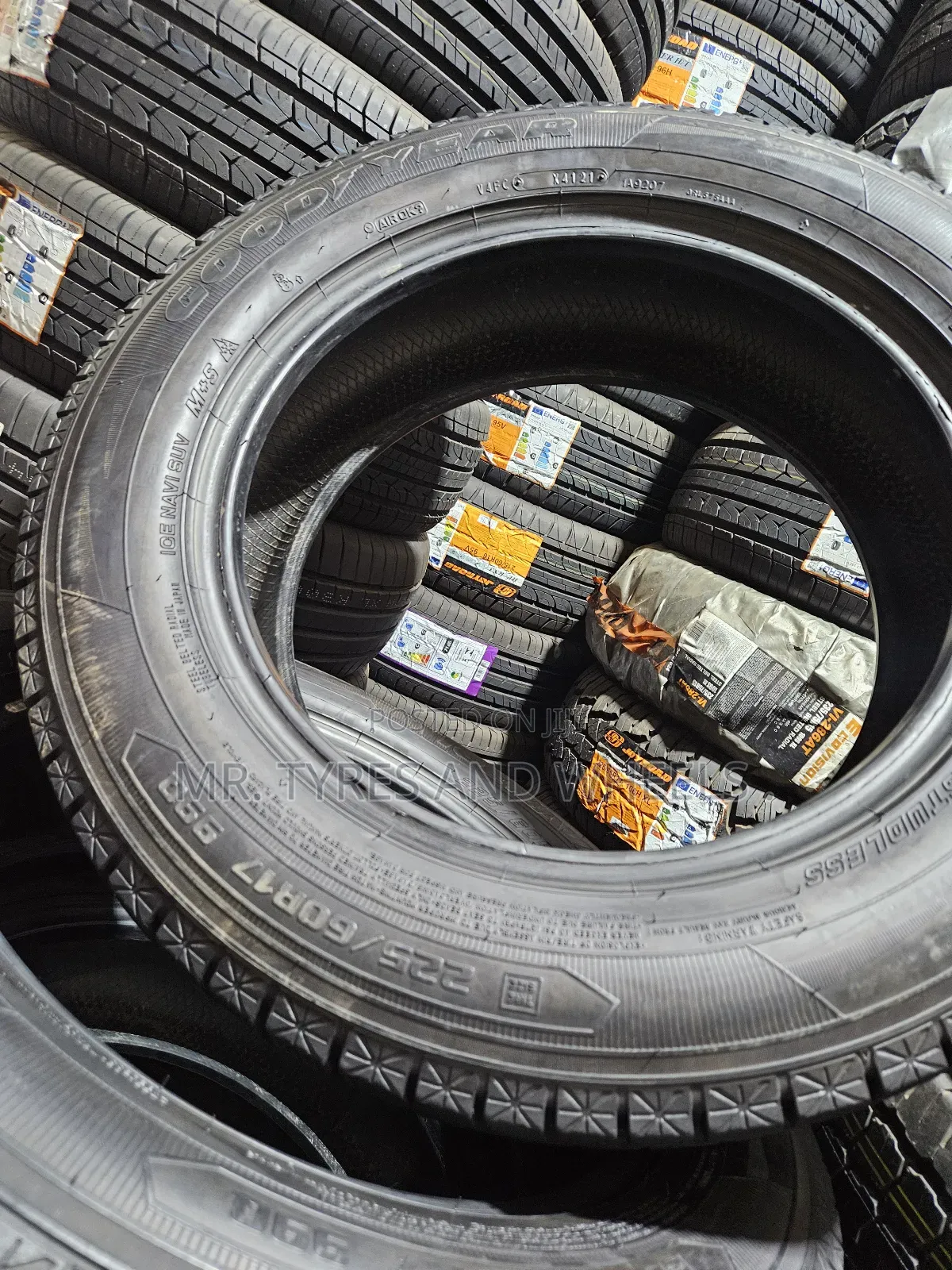 225 60 R17 Imported Tires 4rm Direct Japan but Almost New Tires.