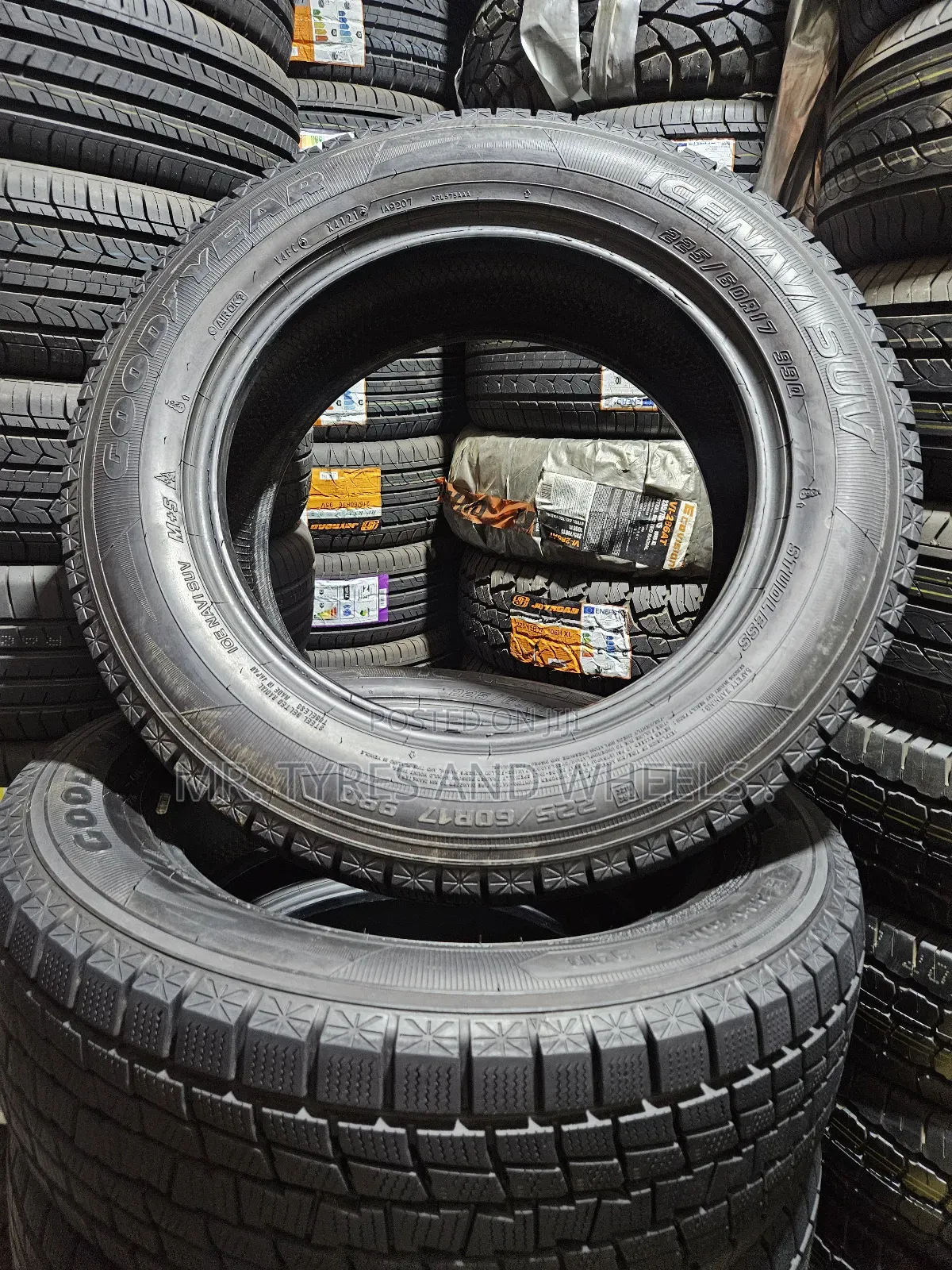 225 60 R17 Imported Tires 4rm Direct Japan but Almost New Tires.