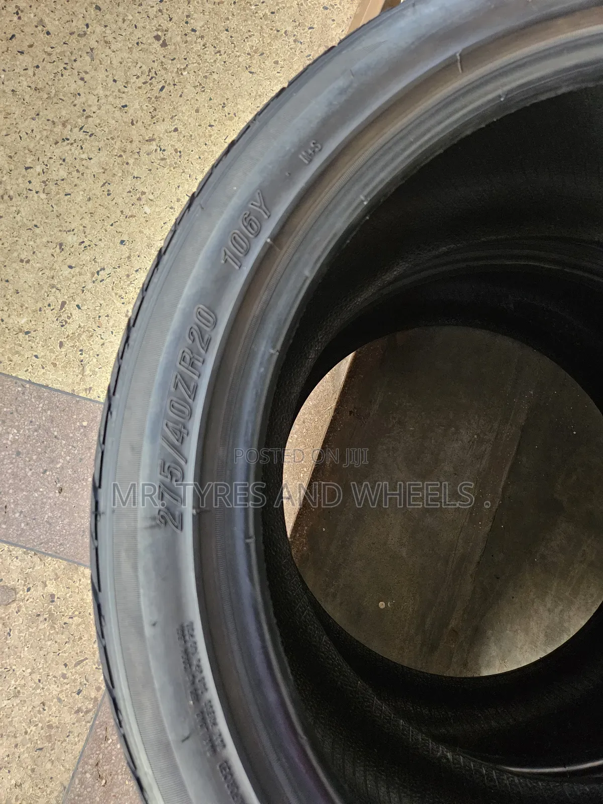 275 40 R20 the Type Is Aoteli Also From Japan and Very Original Tires