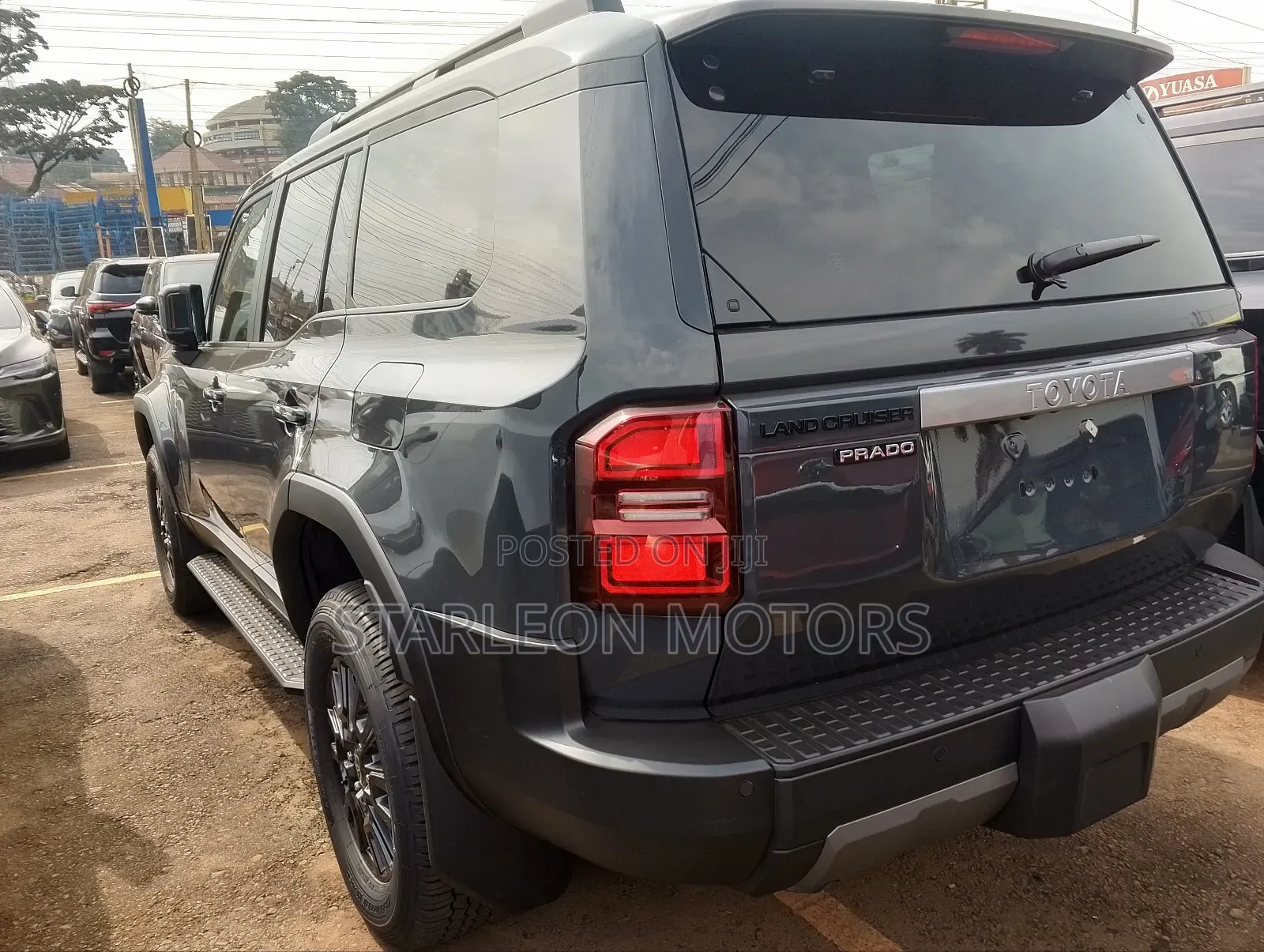 New Toyota Land Cruiser Prado 2.8 2024 Black