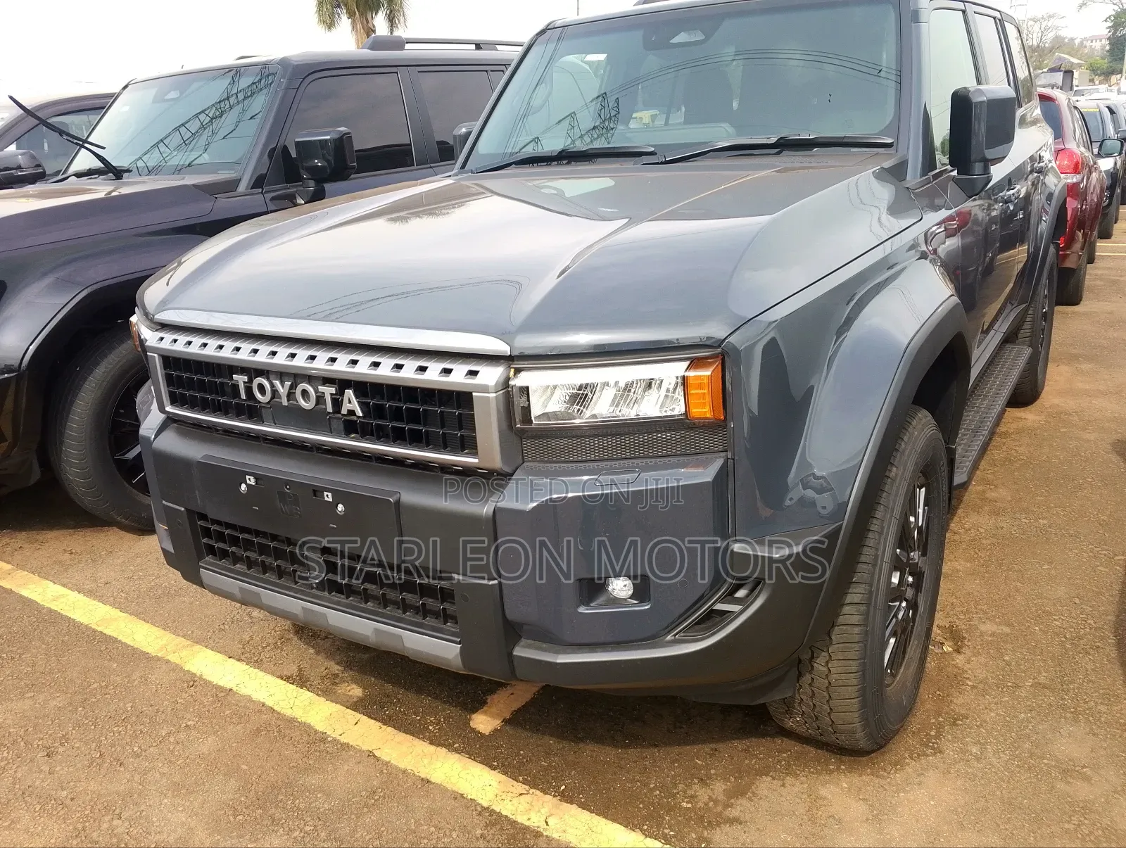 New Toyota Land Cruiser Prado 2.8 2024 Black