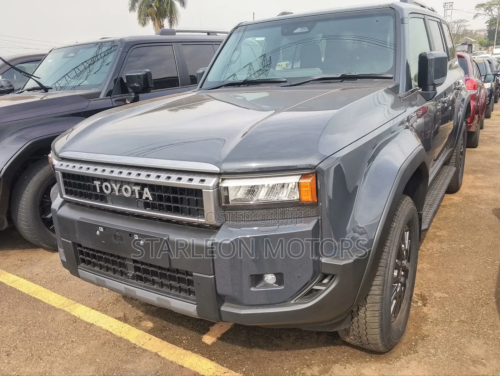 New Toyota Land Cruiser Prado 2.8 2024 Black