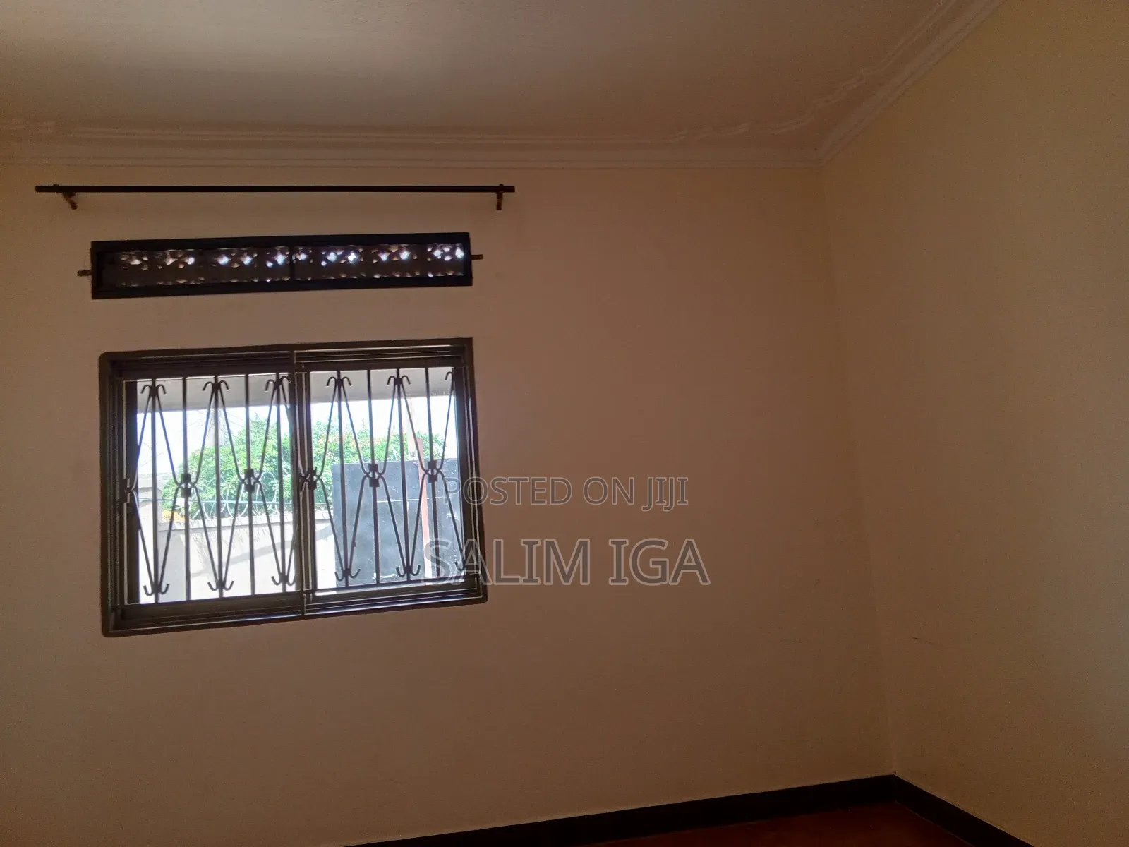 3bdrm Room & Parlour in Kololo Property, Central Division for rent
