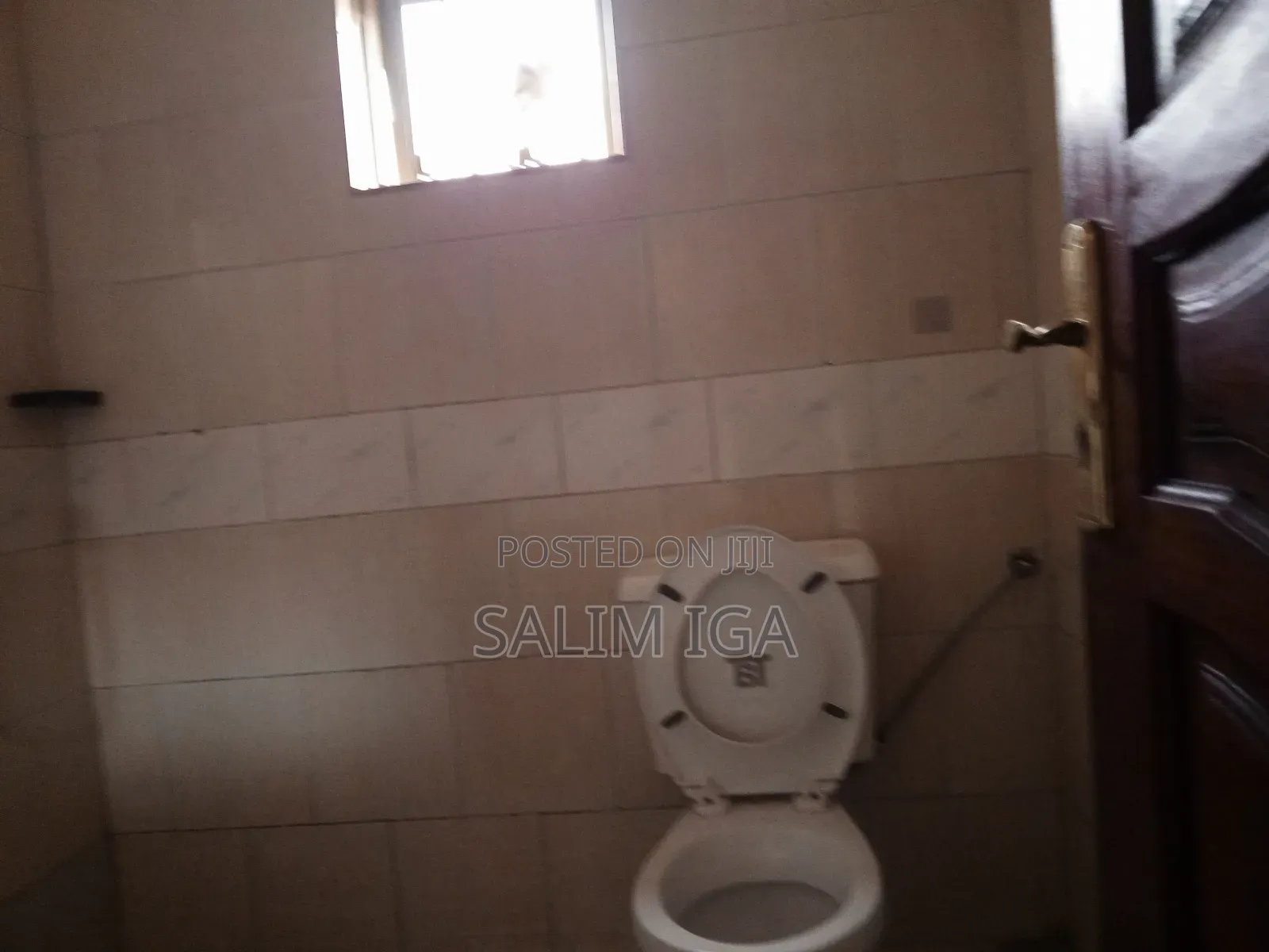 3bdrm Room & Parlour in Kololo Property, Central Division for rent