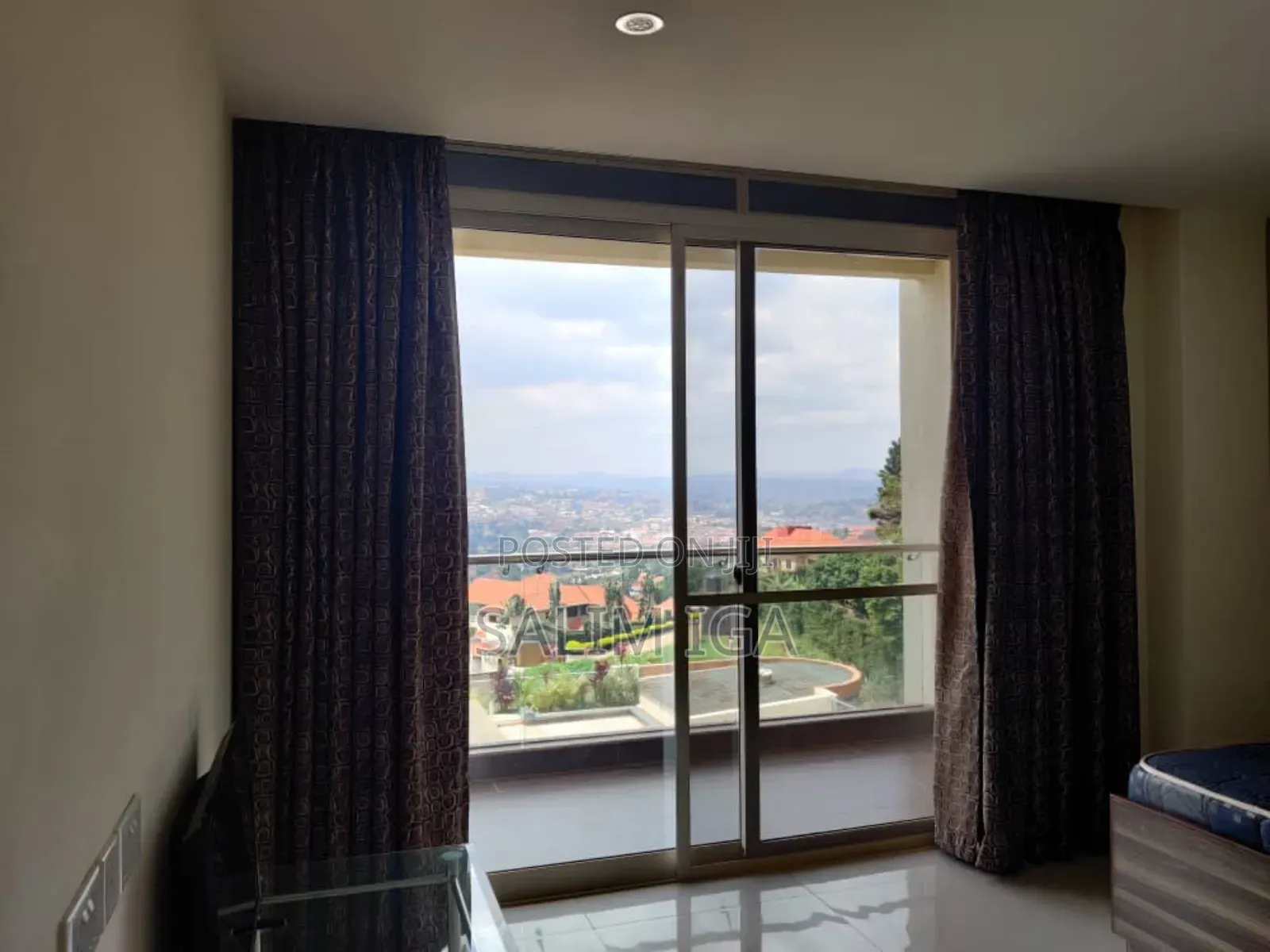 3bdrm Apartment in Kololo Property, Central Division for rent