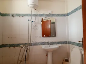 20bdrm Maisonette in Kololo Property, Central Division for rent