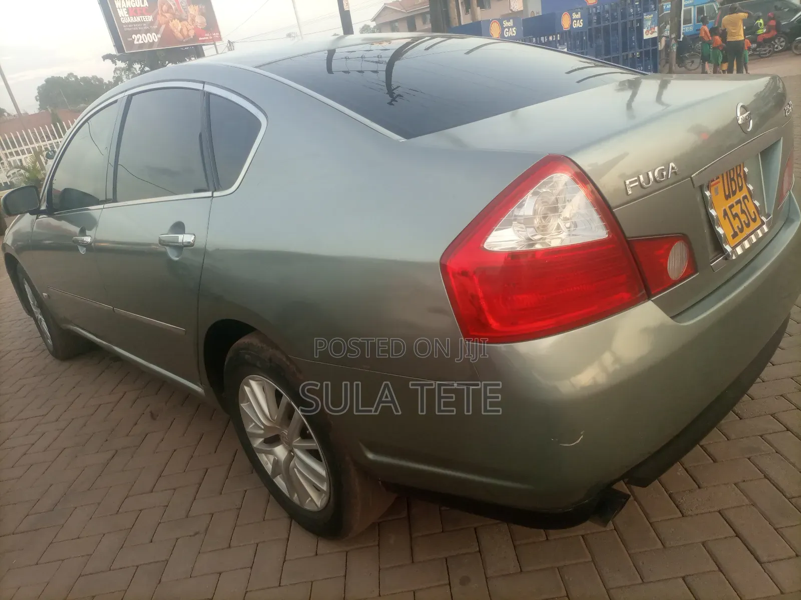 Nissan Fuga 2004 Gray