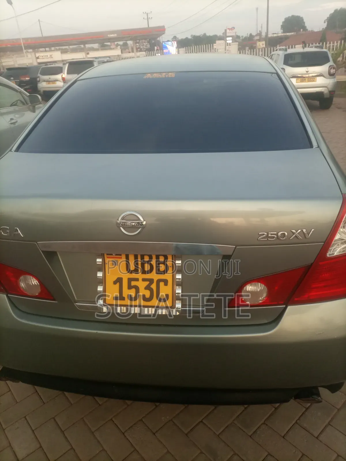 Nissan Fuga 2004 Gray