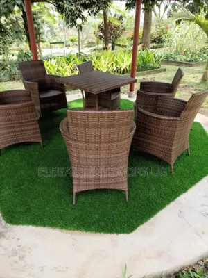 Outside Artificial Grass Carpets Which Is Water Resistant
