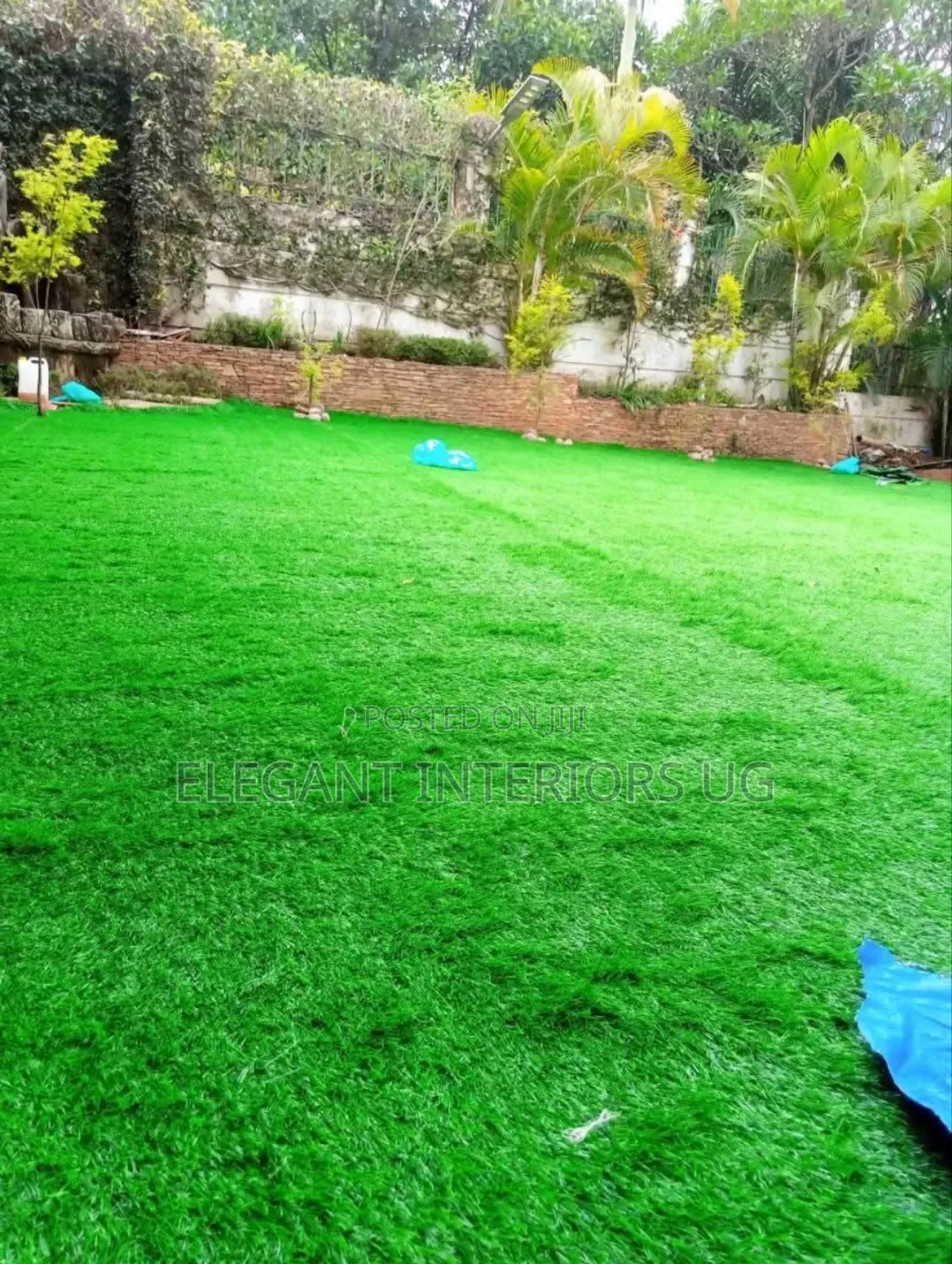 Water Resistant Grass Carpets Available for Home Balconies
