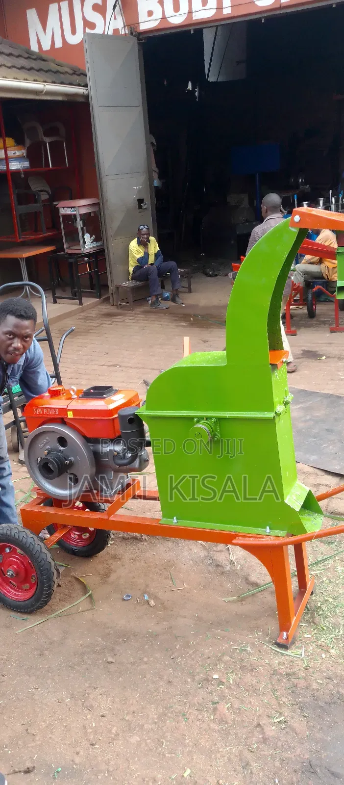 Silage Chopper With a Raised Outlet