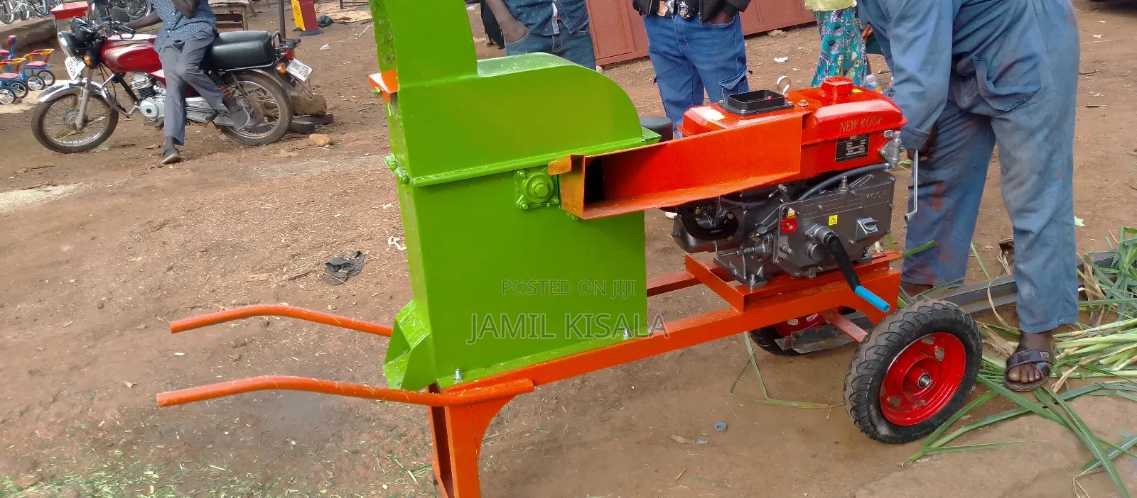 Silage Chopper With a Raised Outlet