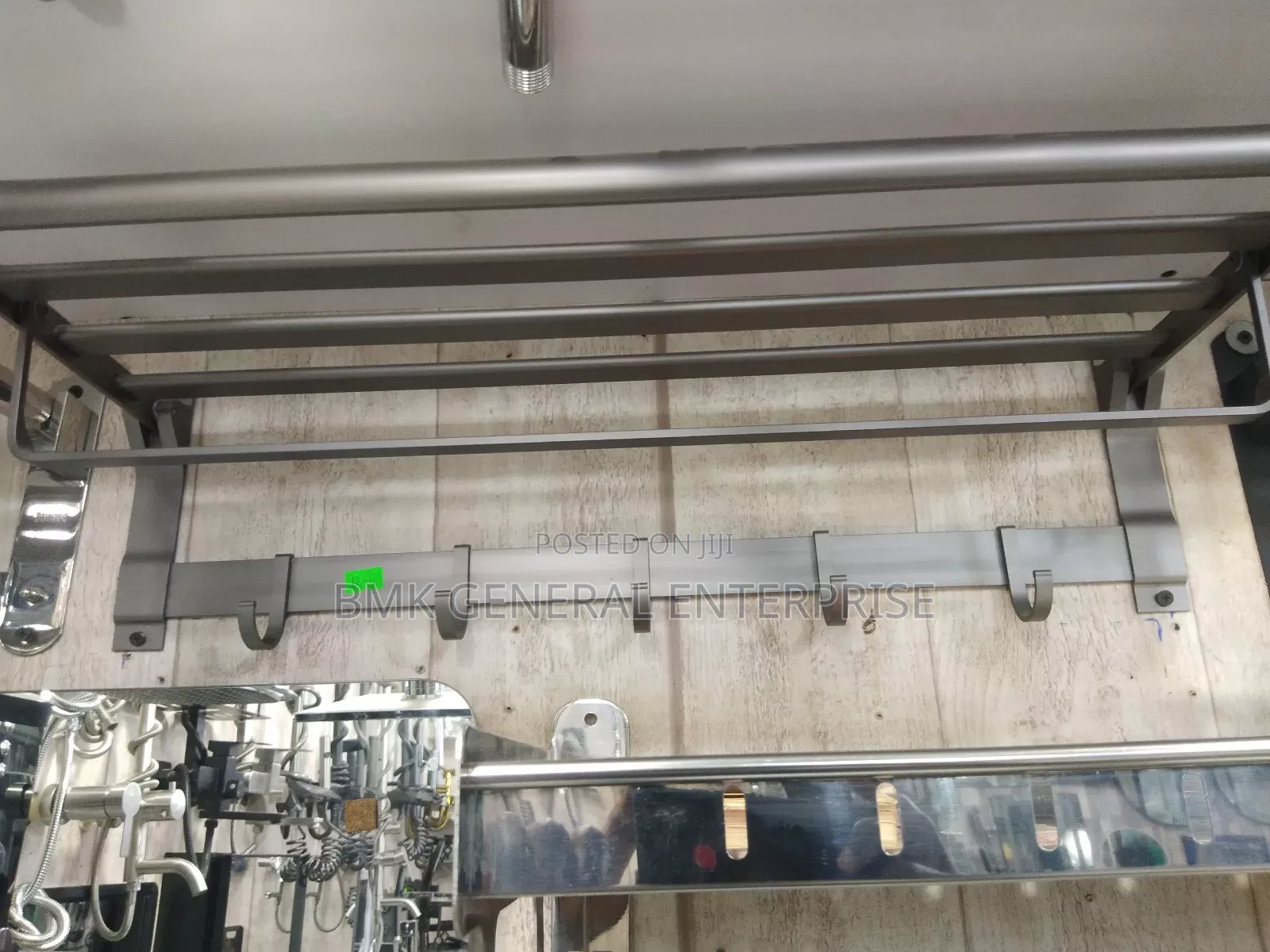 Wall Mounted Towel Rank