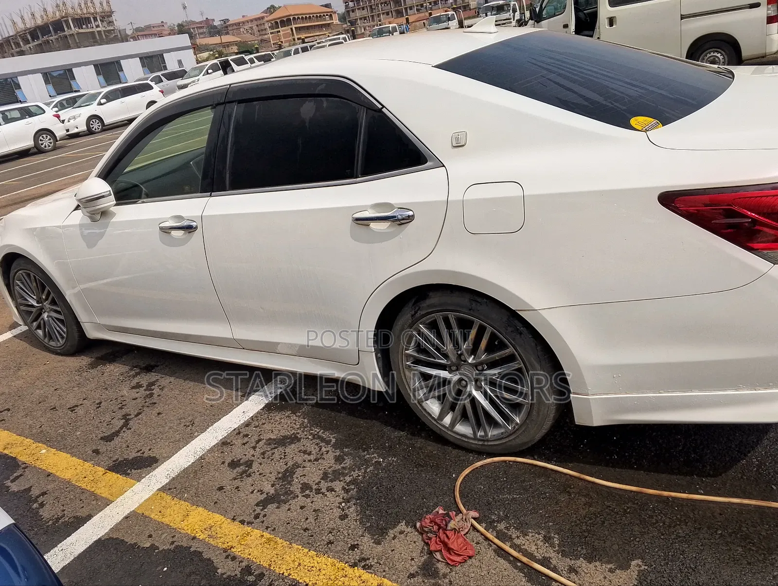 Toyota Crown 2015 White