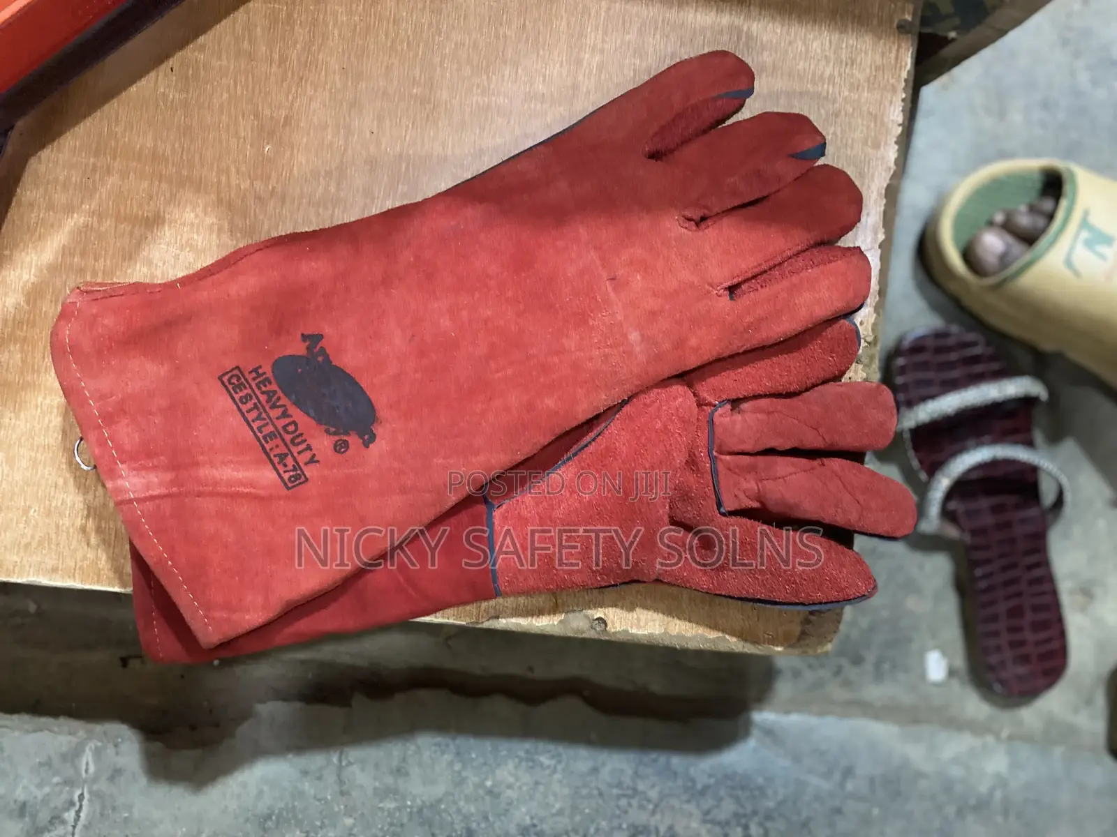 Leather Gloves( Electric Gloves)