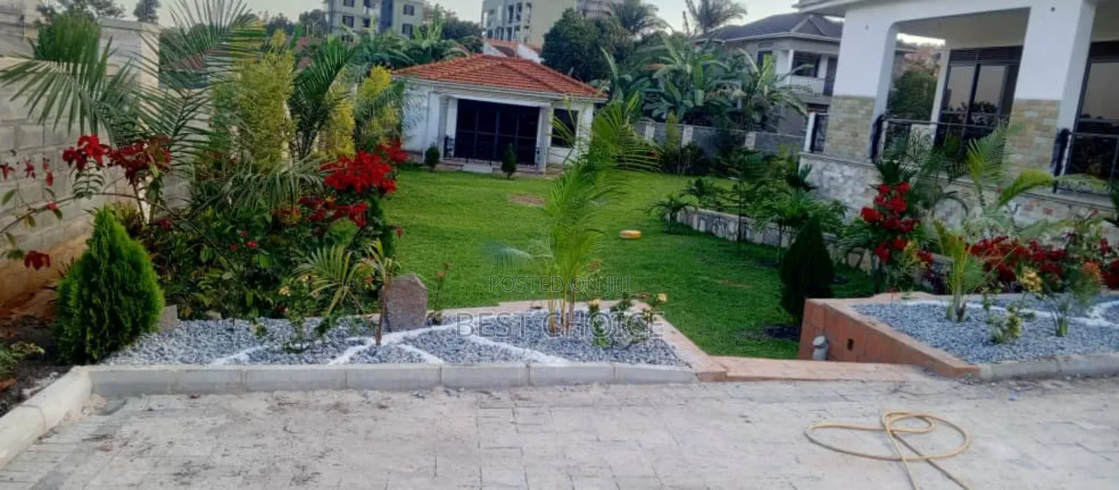 Expert Land Scaping Services Enhancing Your Outdoor Lifestyle.