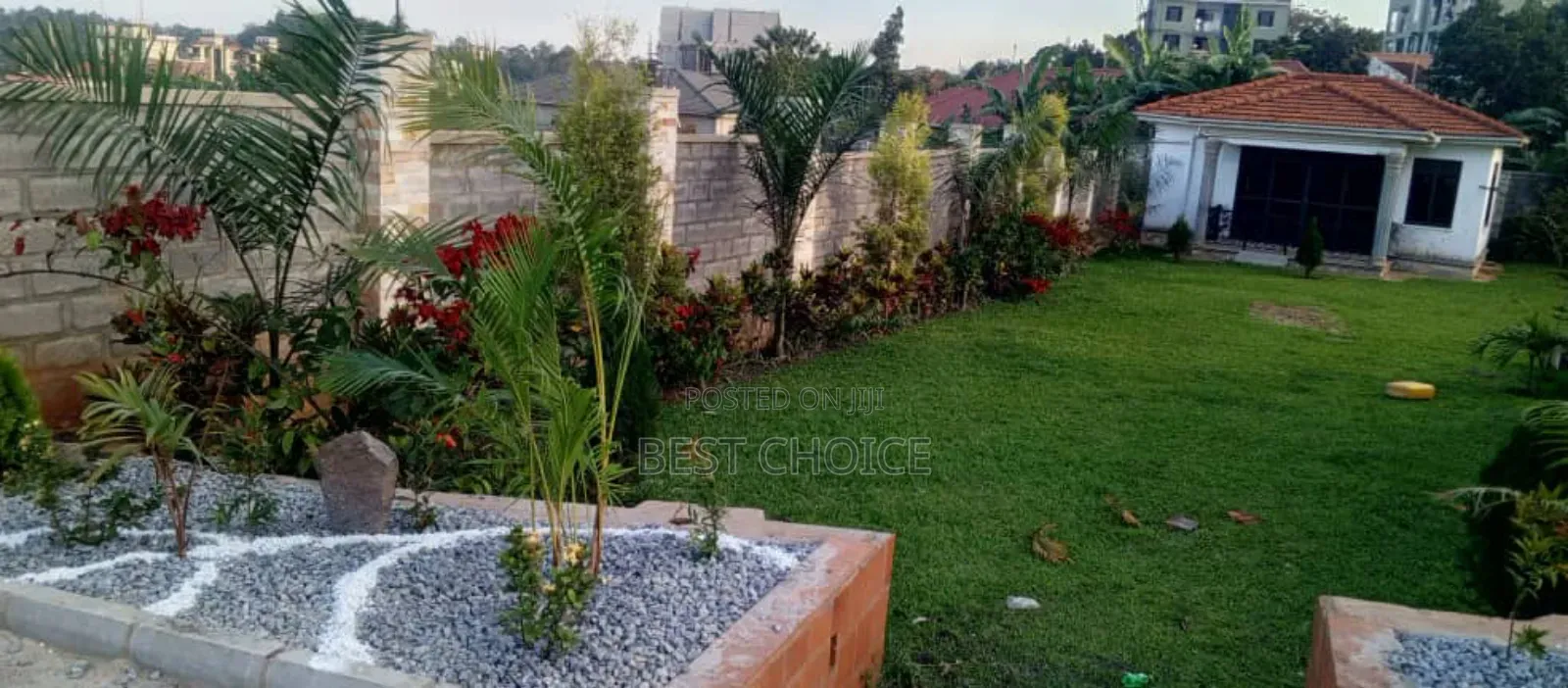 Expert Land Scaping Services Enhancing Your Outdoor Lifestyle.