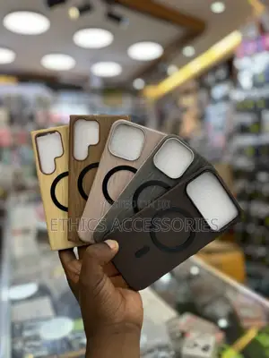Wood Grain-Textured Phone Cases