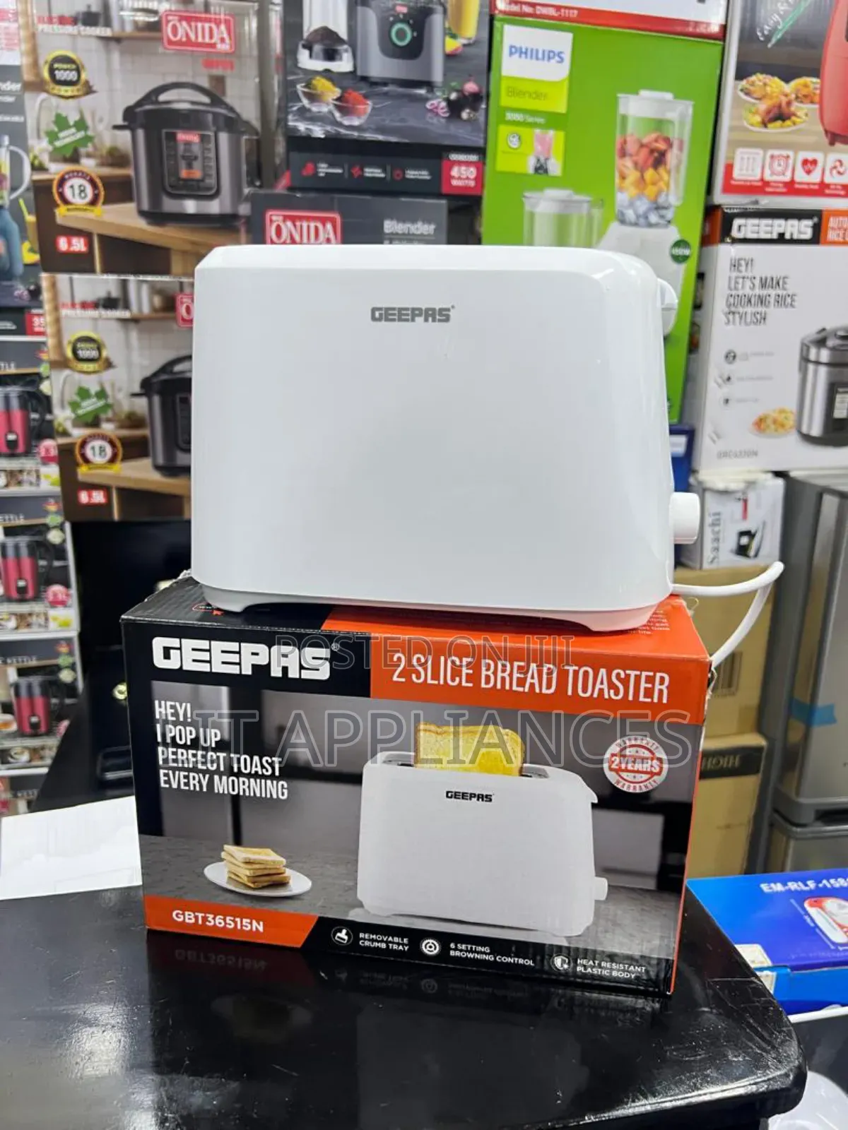 Geepas 2slice Bread Toaster , 2years Warranty. Strong and Durable.