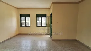 3bdrm Bungalow in Fs Properties Ltd, Division A for rent