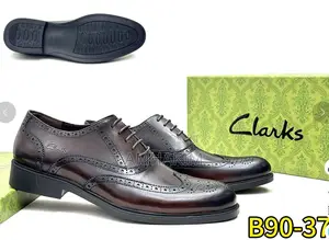Classic Men's Smooth Leather Clarks Oxfords In Stock