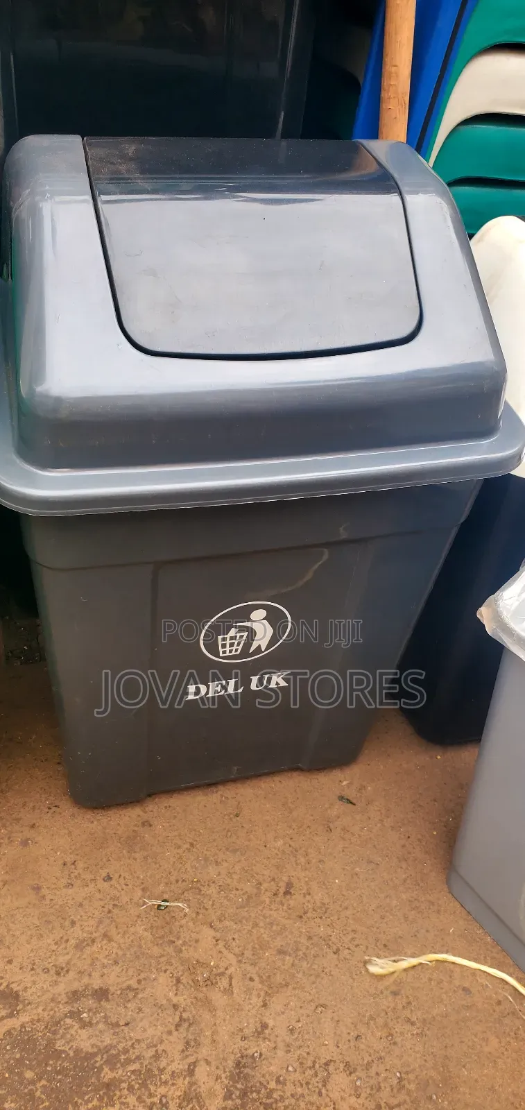 Plastic Dust Bin