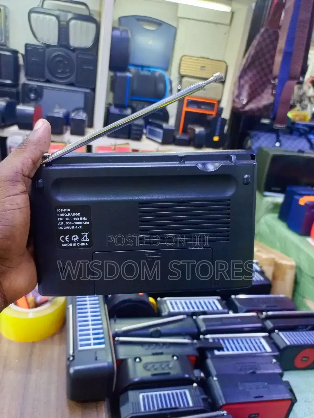 Old Model 2-Band Radio-Black