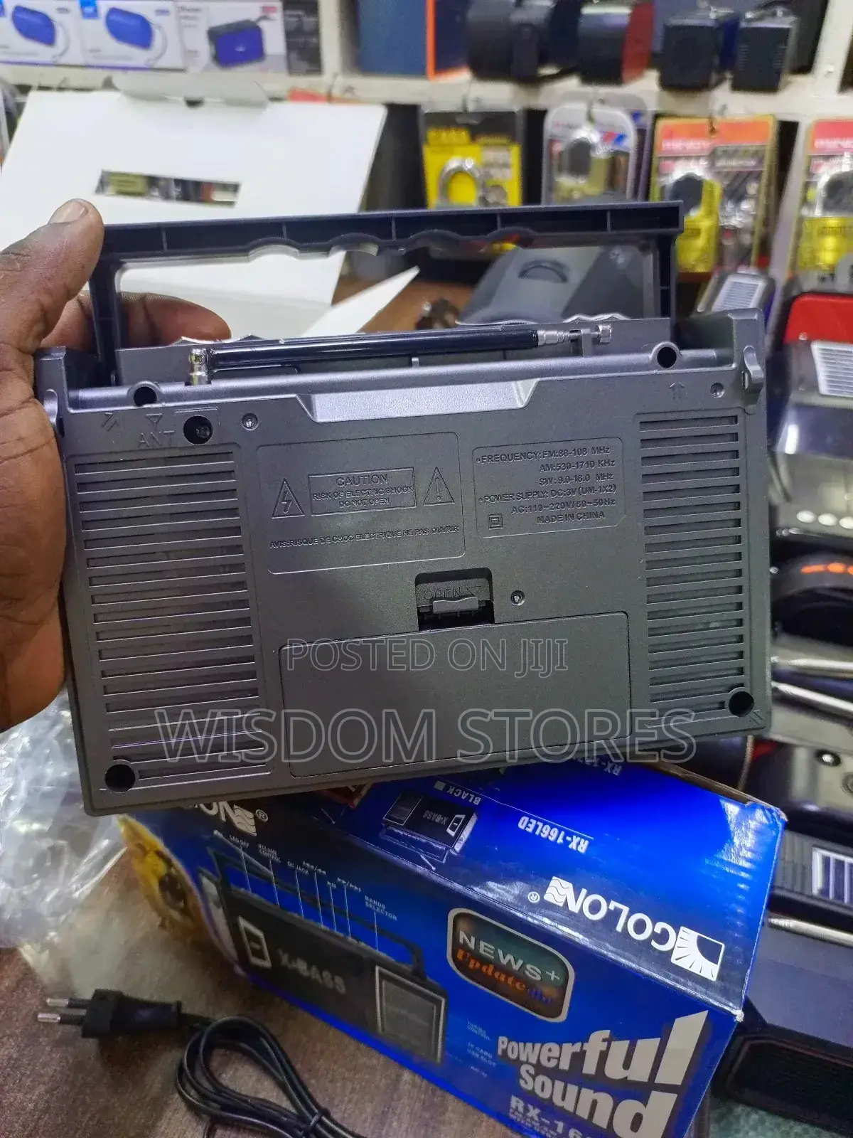 Vater Portable Radio 3 Band Radio and Built-in Mp3 Player