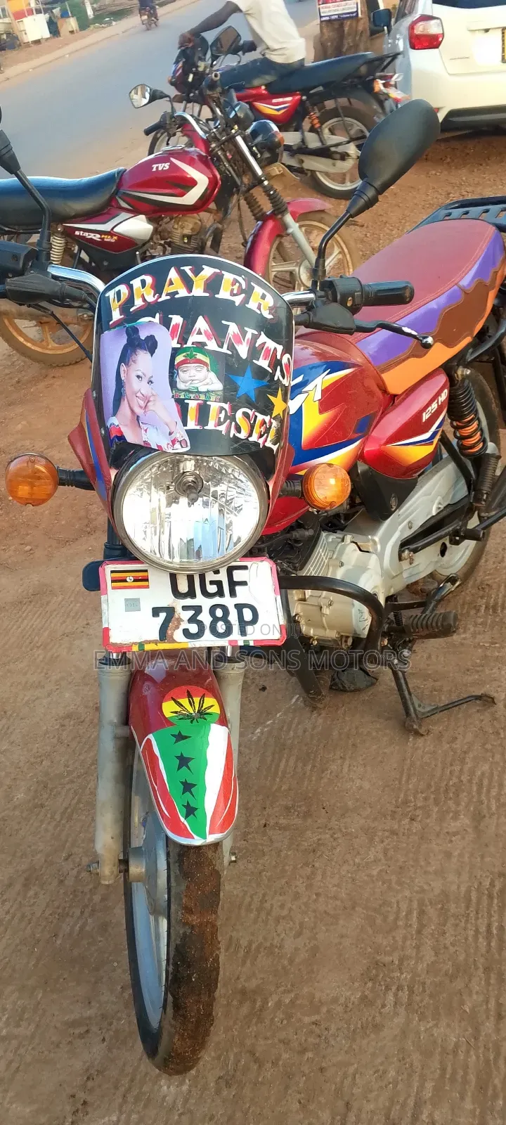 Bajaj Boxer 125 2024 Red
