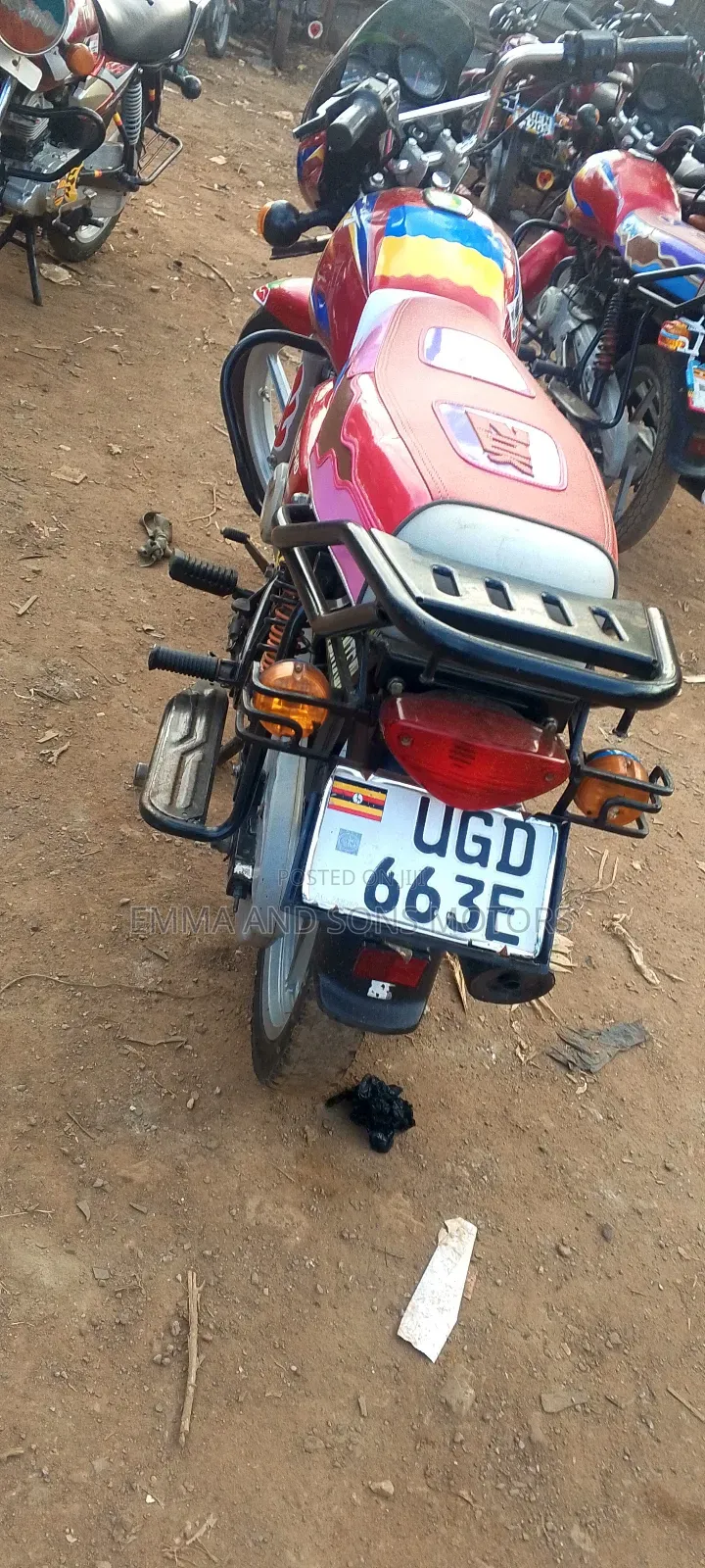 Bajaj Boxer 125 2024 Red