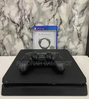 Playstation 4, 2 Pads, 16 Thrilling Games Preloaded Today.