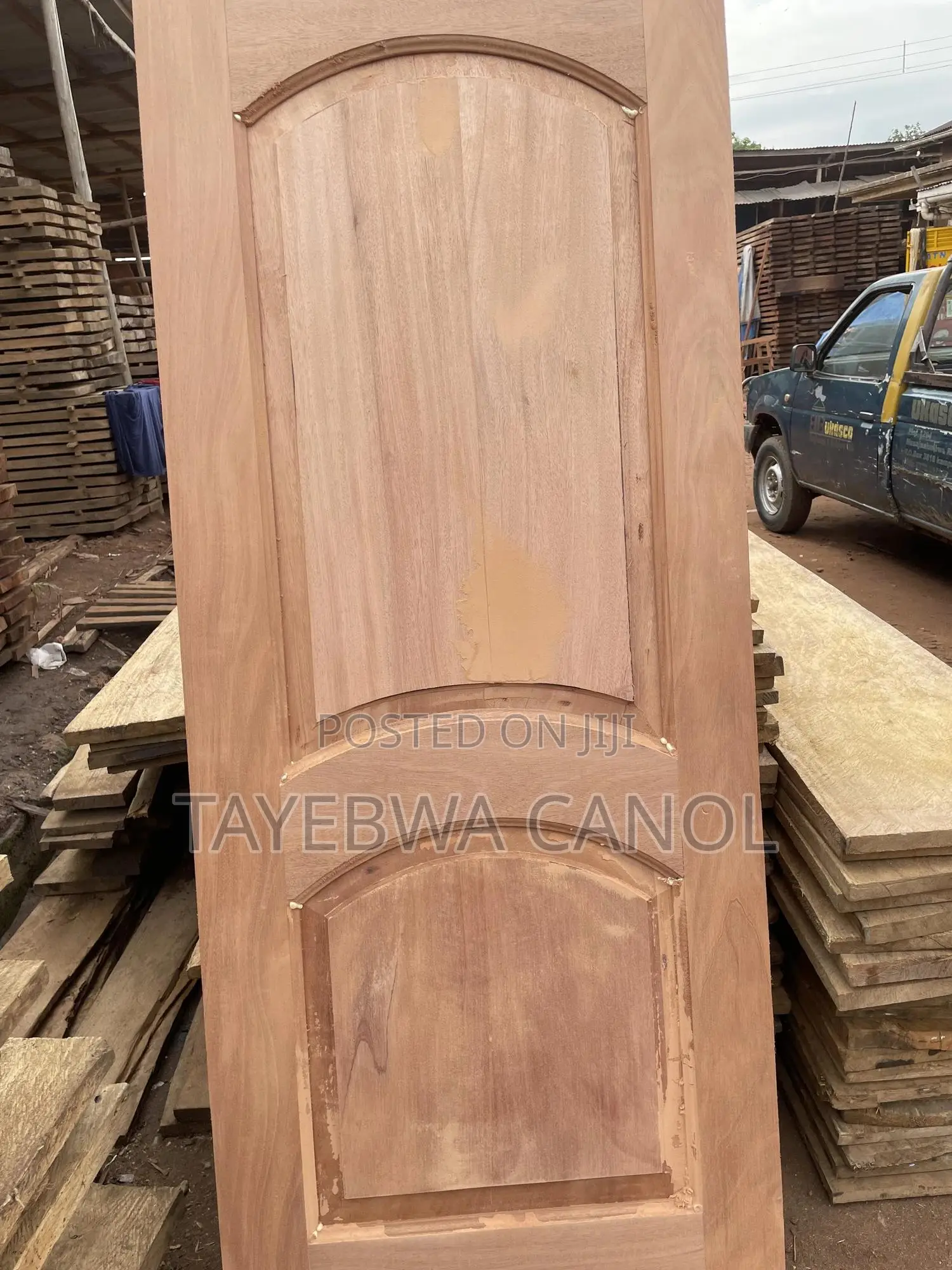 Dry Wood Mahogany D