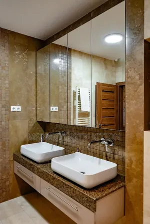 Furnished 6bdrm Mansion in Central Division for sale